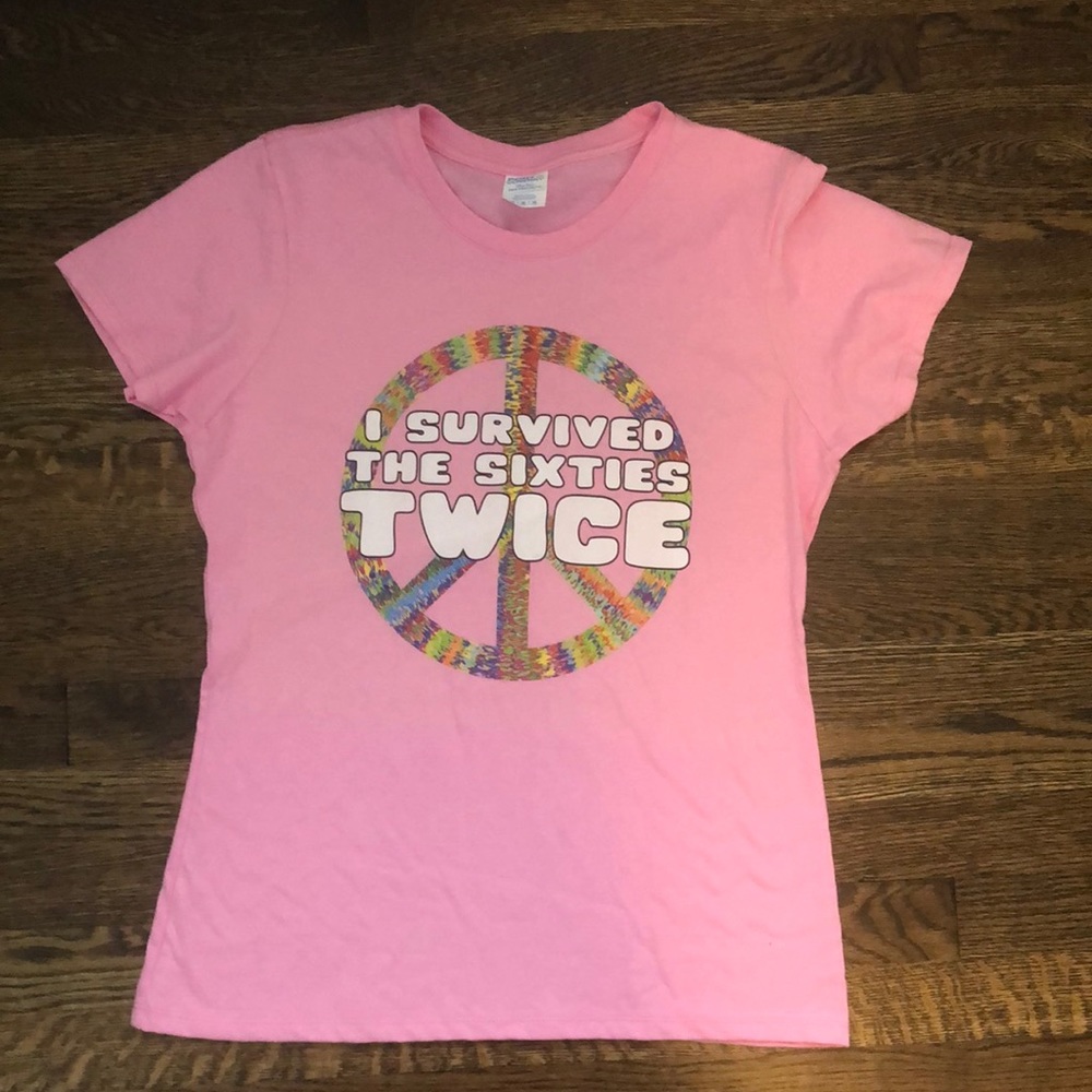 Sixties Peace Pink Graphic T shirt 60th Birthday Women’s size medium